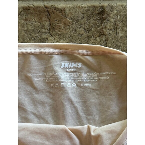 Skims Fits Everybody Cheeky Brief Sand Size Small - Picture 8 of 9